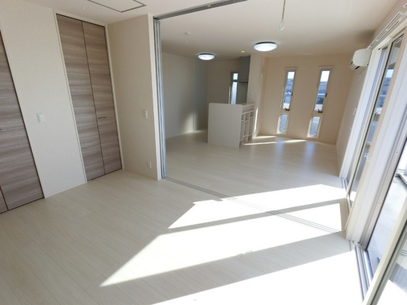 居室・リビング　図面と現状に相違がある場合には現状を優先