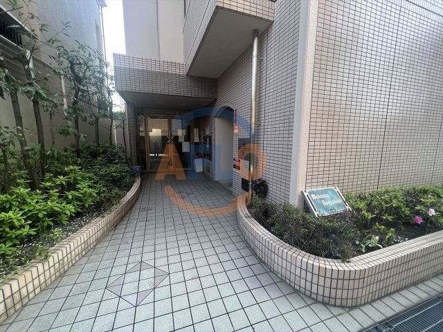 エントランス　ヴォーヌング堂ヶ芝　エントランス