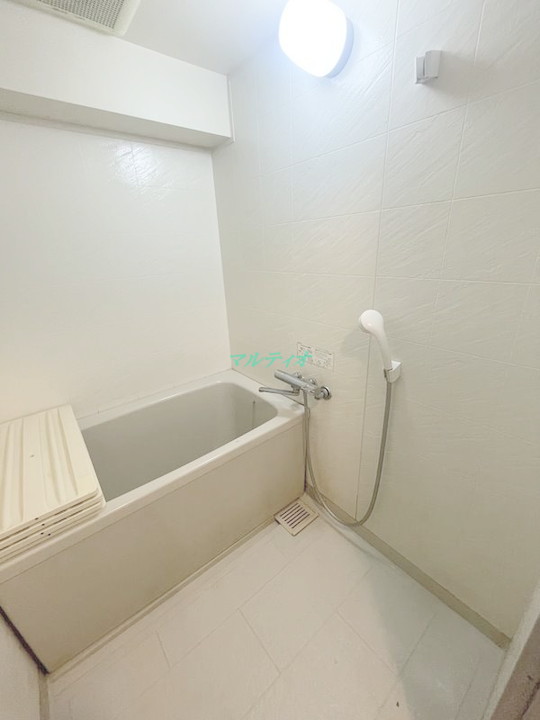 バス・シャワールーム　浴室