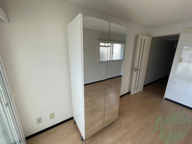 収納　こちらは収納スペースになります。衣類の収納にいいですね。