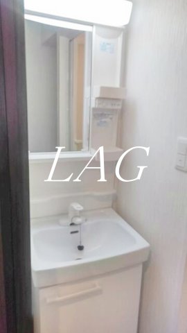 洗面設備　洗面台です。