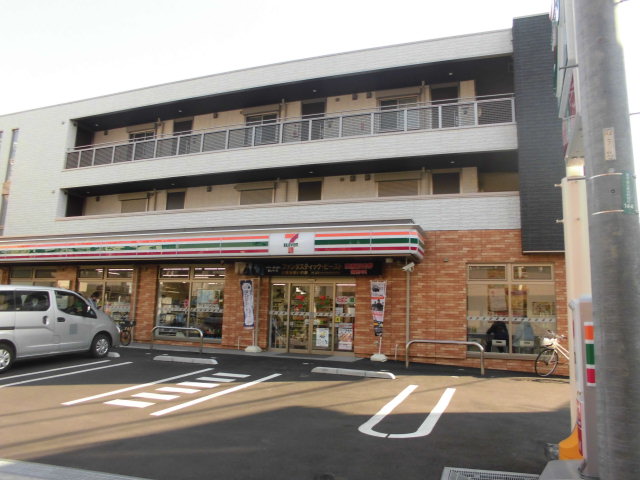 コンビニ　セブンイレブン 横浜篠原町店（コンビニ）まで129m