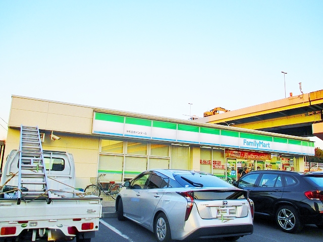 コンビニ　ファミリーマート 岸和田南町店（コンビニ）まで289m