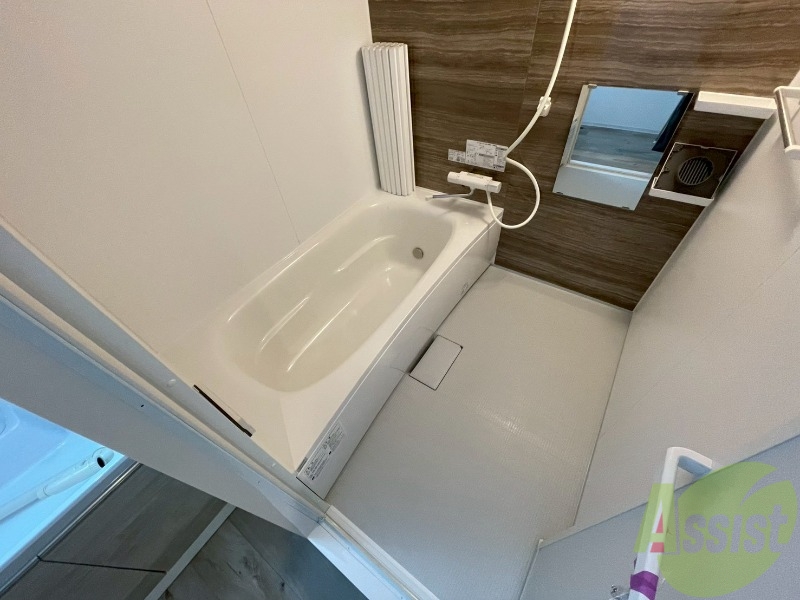 バス・シャワールーム　お風呂になります。一日の疲れを癒してくださいね。