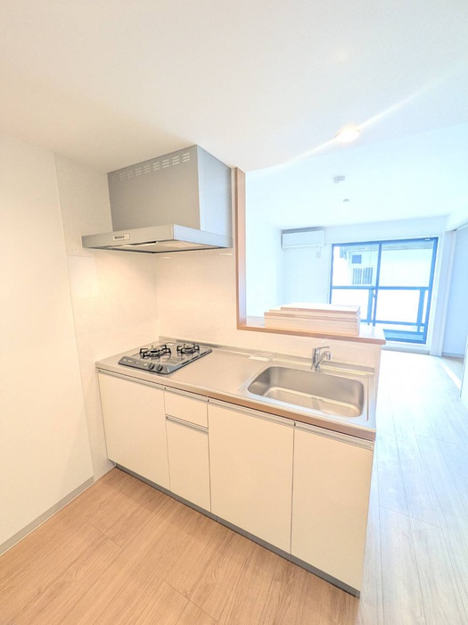 建物外観　建築中