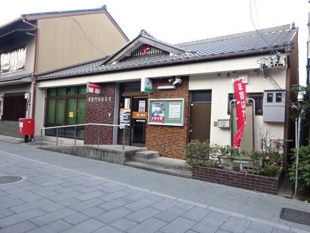 郵便局　津島門前郵便局（郵便局）まで198m