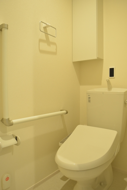 トイレ　洗浄・暖房便座付です！毎日清潔・快適に暮らせますね☆