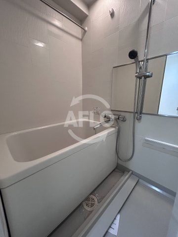 バス・シャワールーム　レジディア江坂　浴室