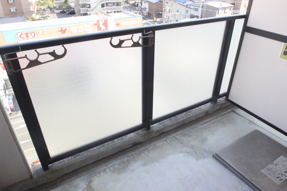 バルコニー　※別部屋の写真です