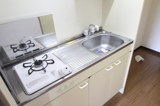 キッチン　※別部屋の写真です