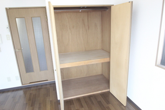 収納　※別部屋の写真です