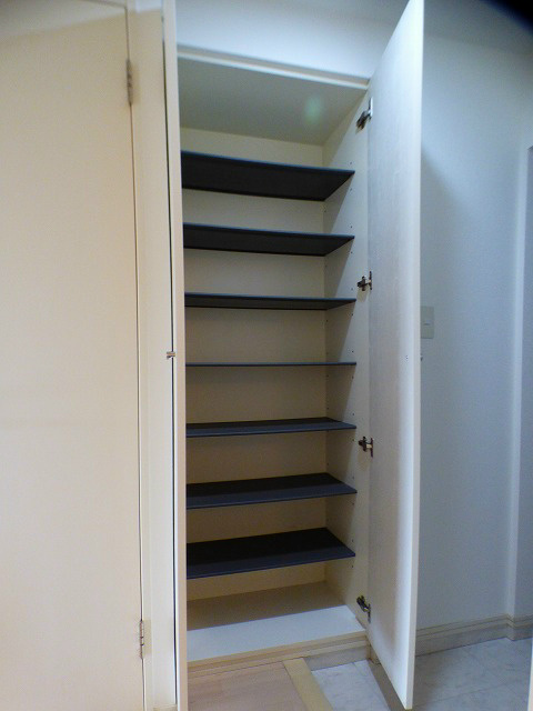 玄関　※写真と異なる場合現状優先。