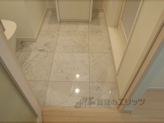 洗面設備　パウダールーム