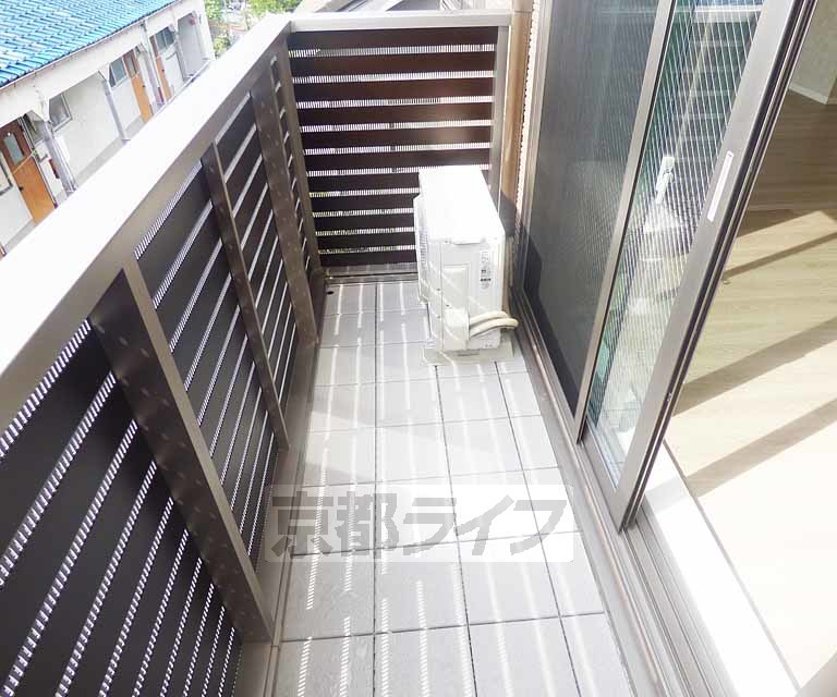 バルコニー　スペースが広いです