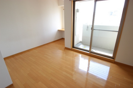 居室・リビング　※別部屋の写真です