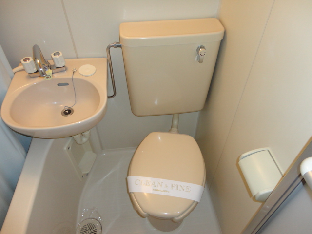 トイレ　別室参考写真です。