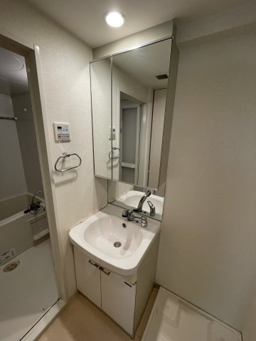 洗面設備　ミュプレ北浜　独立洗面台