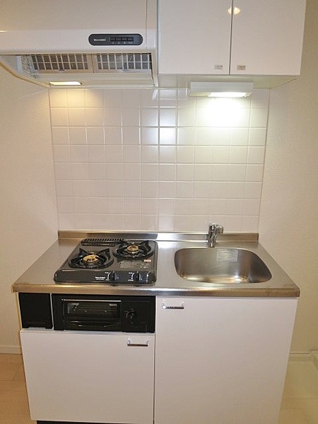 キッチン　※別部屋参考写真