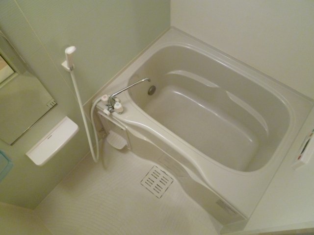 バス・シャワールーム　日々の暮らしに欠かせないお風呂です