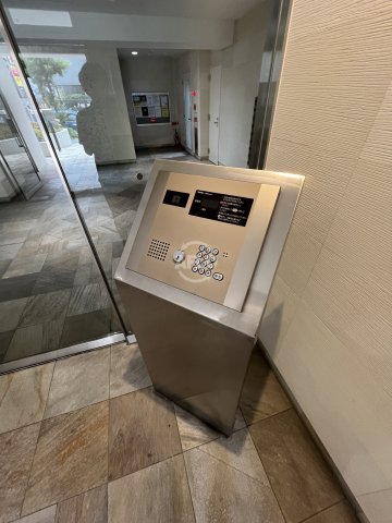 セキュリティ　パークフラッツ新大阪　オートロック