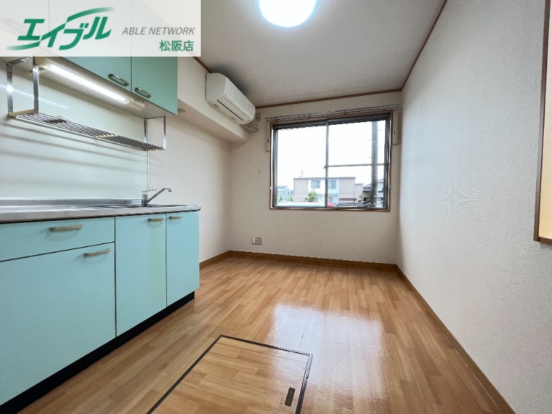 居室・リビング　※同物件別部屋のお写真です。