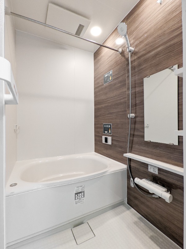 バス・シャワールーム　図面と現状に相違がある場合には現状を優先