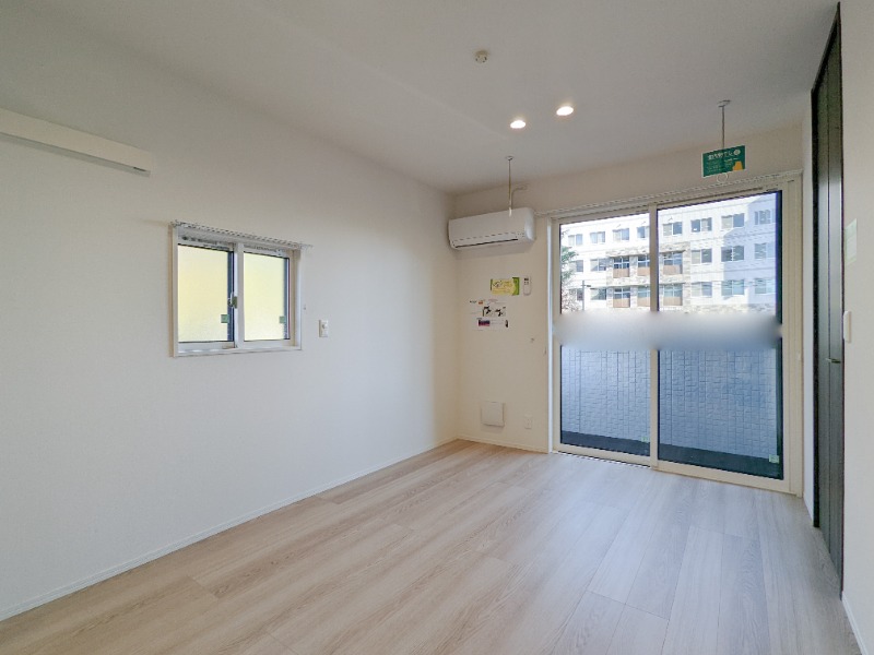 居室・リビング　図面と現状に相違がある場合には現状を優先