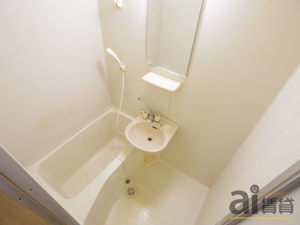 バス・シャワールーム　※別号室写真です