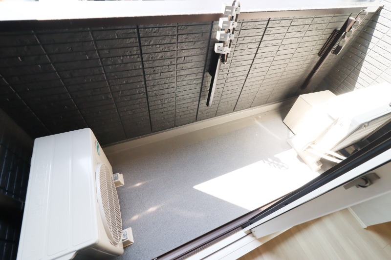 バルコニー　図面と現状に相違がある場合には現状を優先