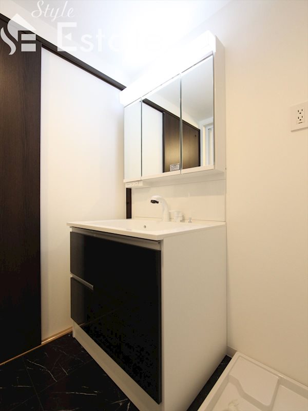 洗面設備　独立洗面台付