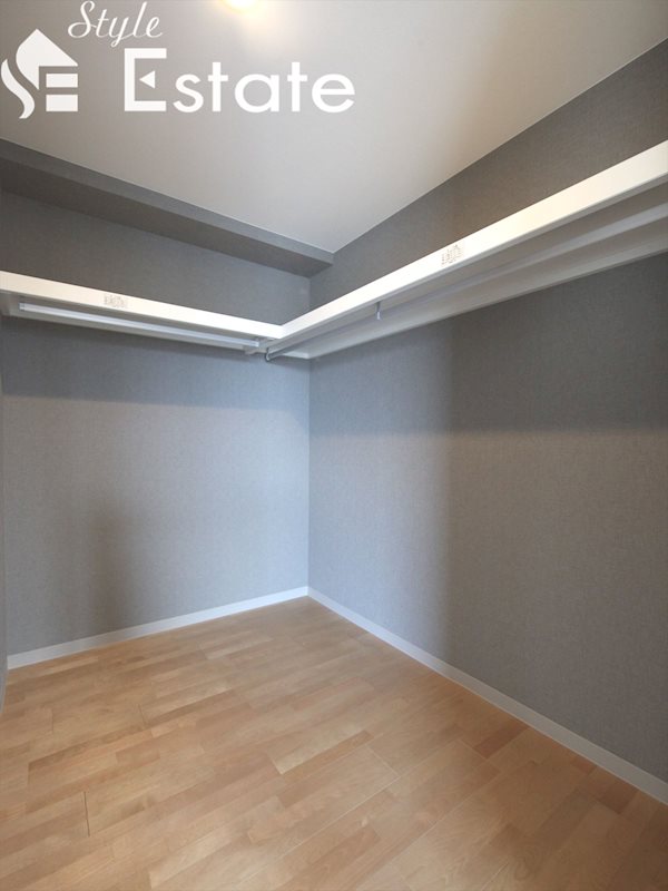 収納　クローゼット付