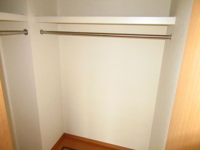 収納　ウォークインクローゼット