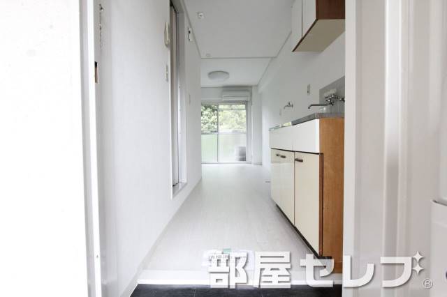 玄関　玄関からの写真です。（イメージ写真）