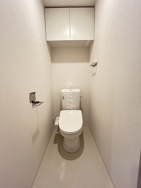 トイレ　ウォシュレット付きのトイレ