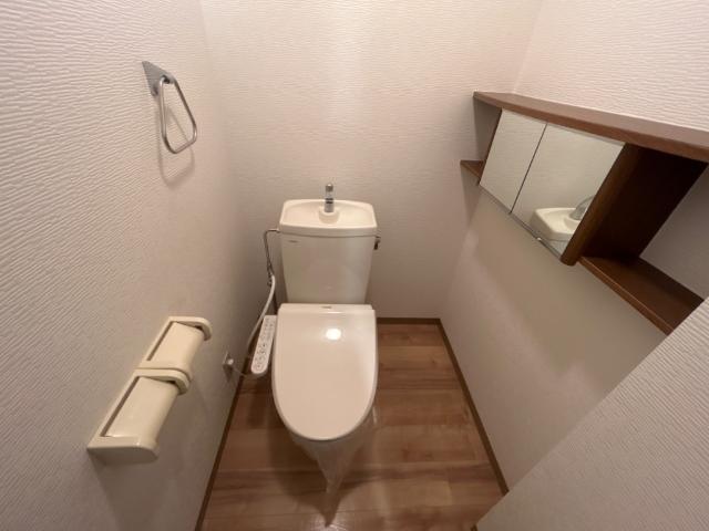 トイレ　トイレ