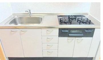 キッチン　お料理しやすいキッチンです