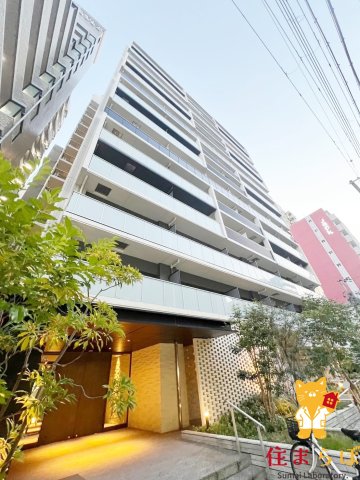 建物外観　「見ないで終わるには、惜しすぎる。」