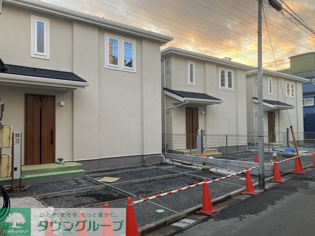 エントランス　駐車場