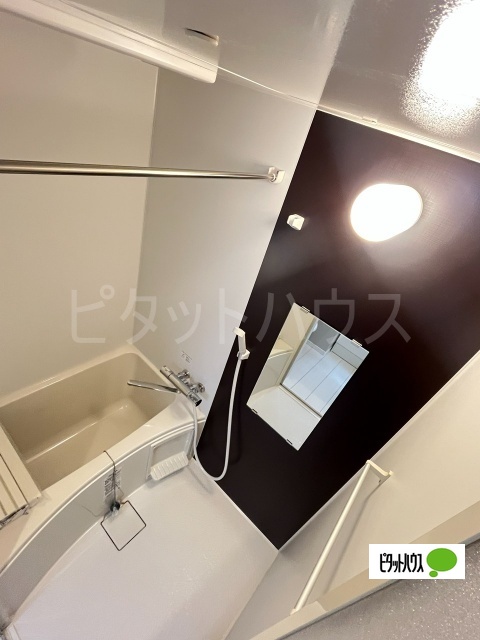 バス・シャワールーム　バスルーム