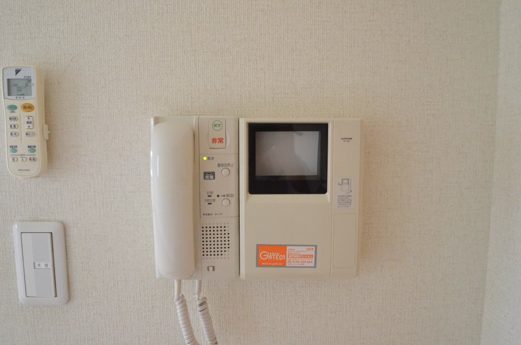 セキュリティ　カメラ付インターホン