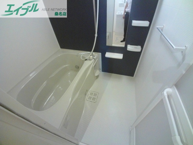 バス・シャワールーム　同型反転タイプ画像