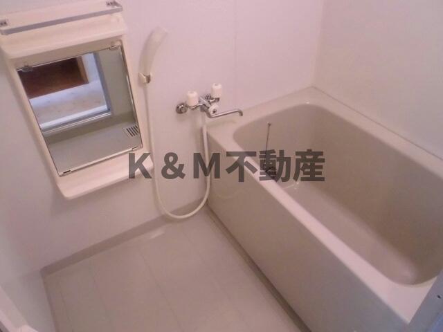 バス・シャワールーム　日々の暮らしに欠かせないお風呂です