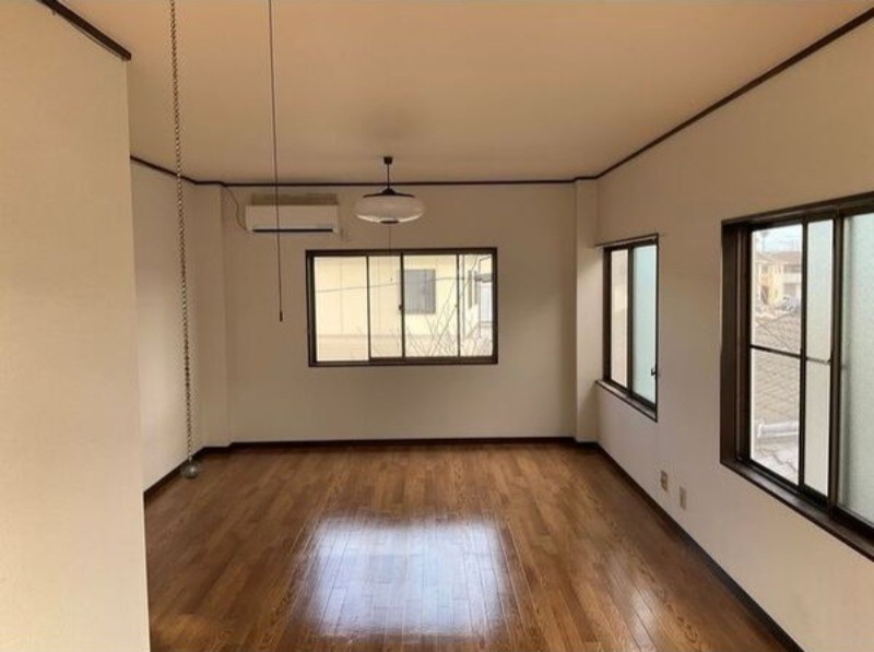 居室・リビング　図面と現状に相違がある場合には現状を優先