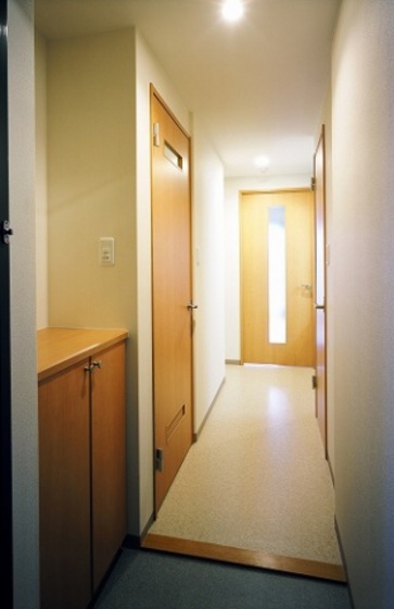玄関　他号室のお写真です
