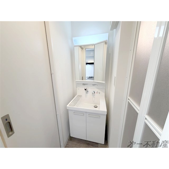 洗面設備　洗面化粧台