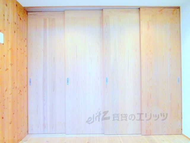 居室・リビング　洋室