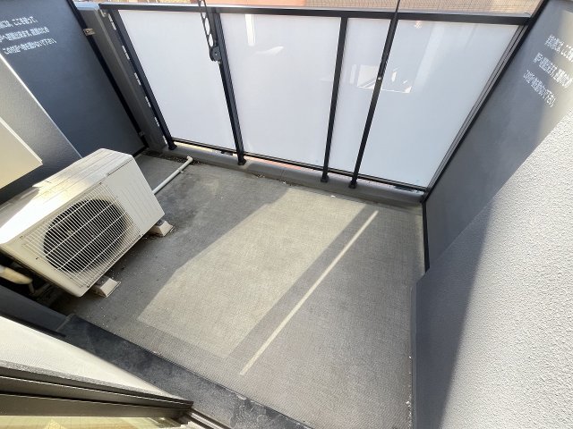 バルコニー　バルコニーがあります