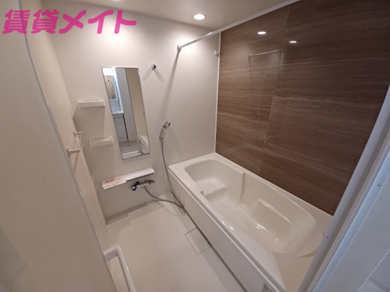 バス・シャワールーム　同型タイプ画像