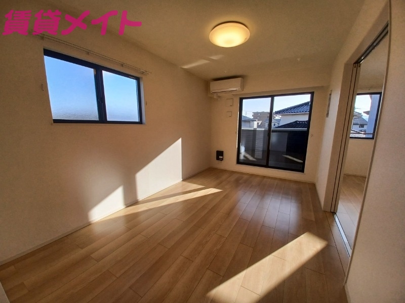 居室・リビング　同型タイプ画像