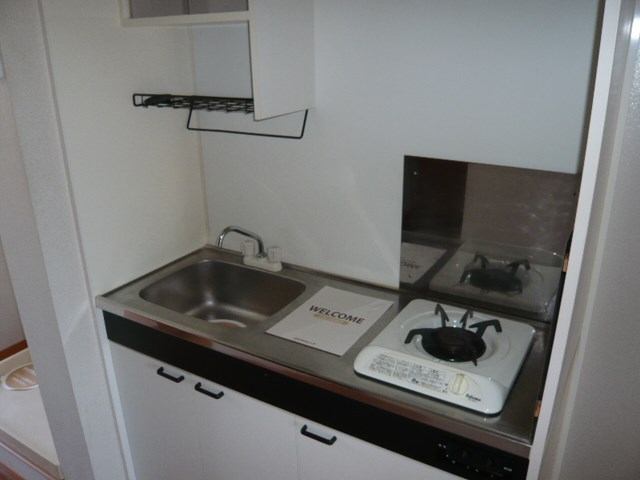 キッチン　※別部屋参考写真